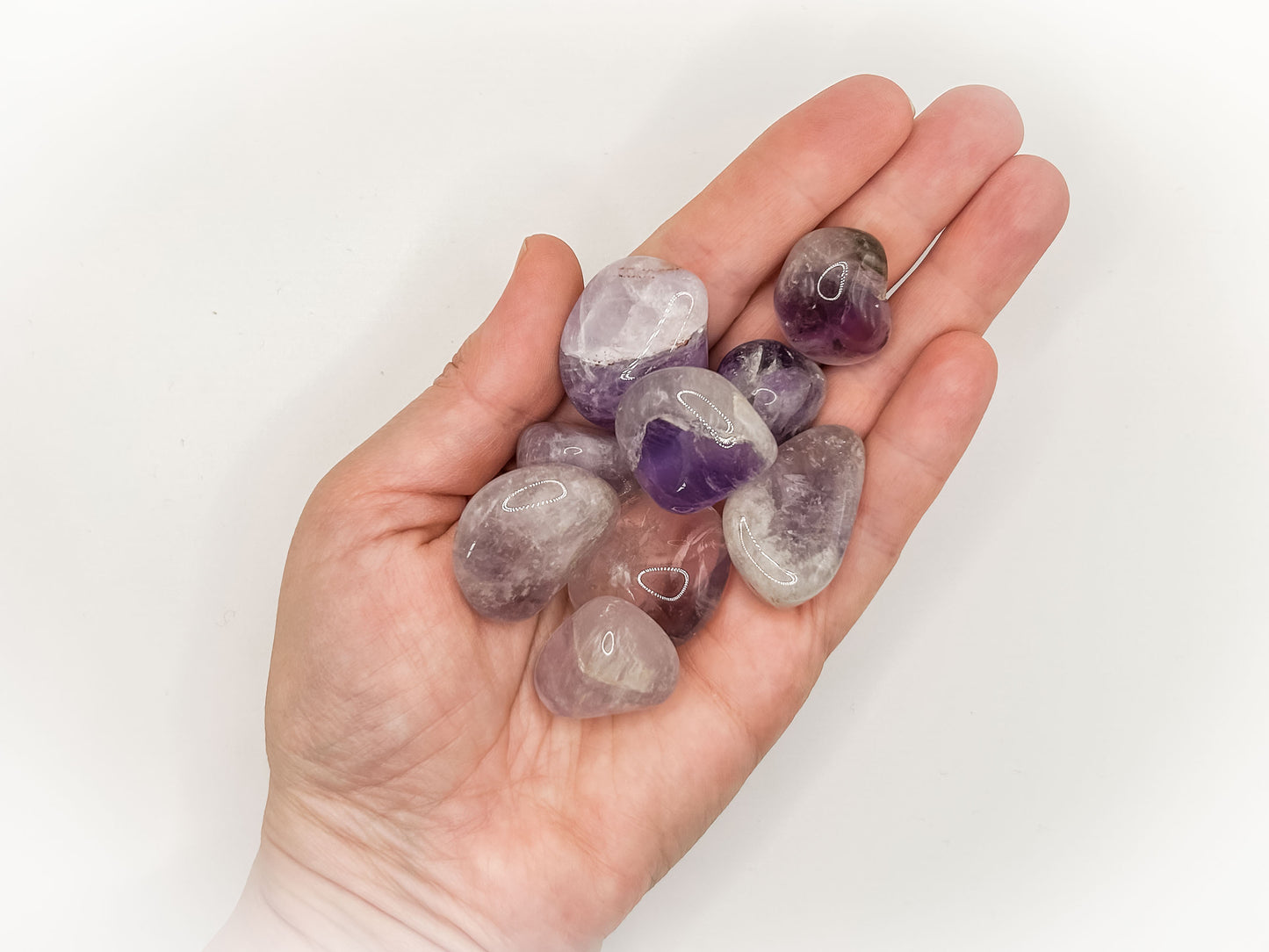 Amethyst Heilstein, Kristall für spirituelle Balance, Schutz und innere Ruhe