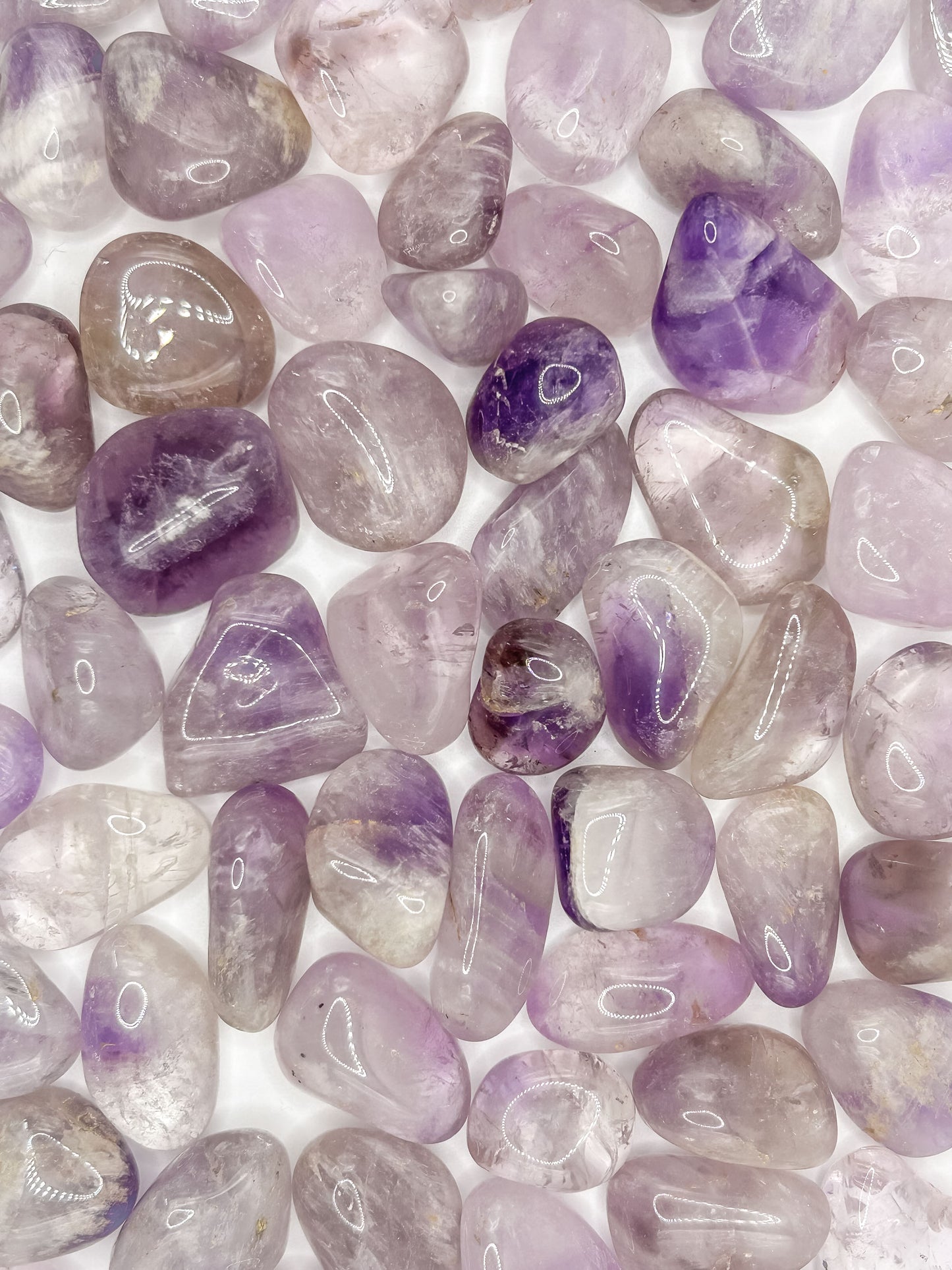 Amethyst Heilstein, Kristall für spirituelle Balance, Schutz und innere Ruhe