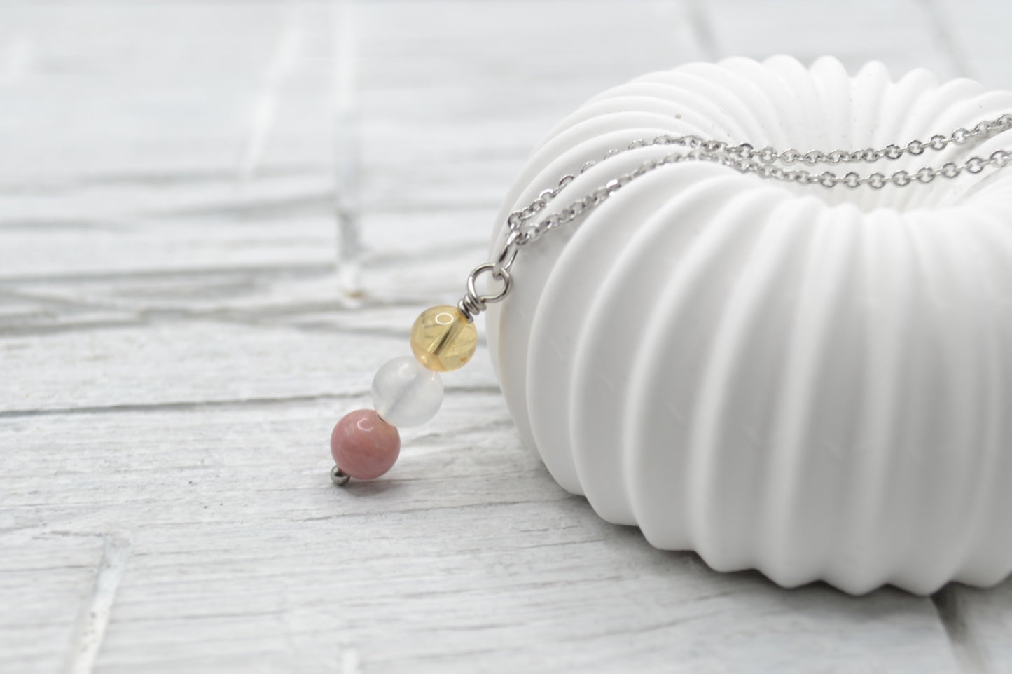Kette Freude mit Citrin, Selenit und Rhodochrosit