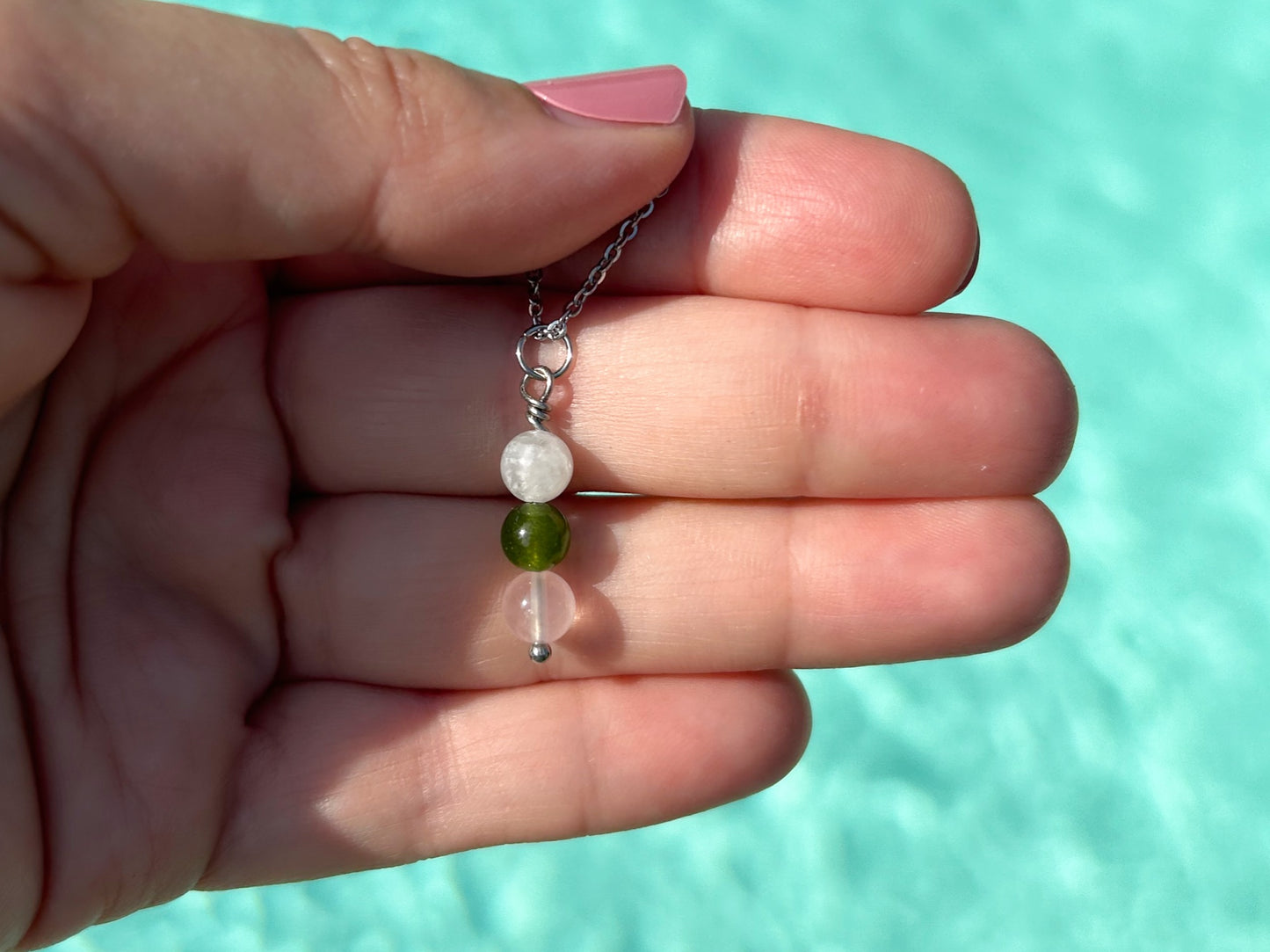 Kette Wunschkind mit Mondstein, grüner Jade und Rosenquarz