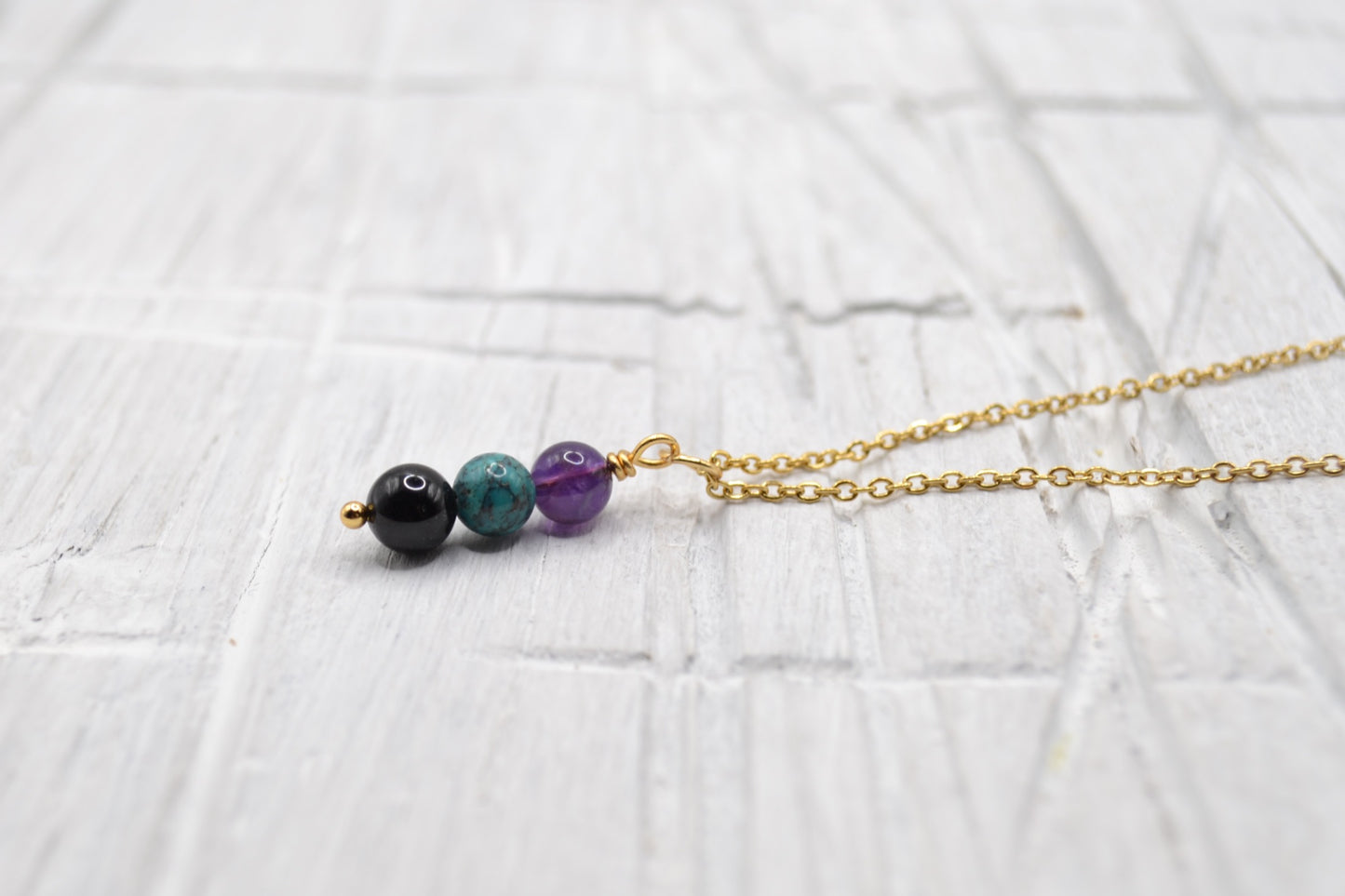 Kette Schutz mit Amethyst, Türkis und schwarzem Turmalin