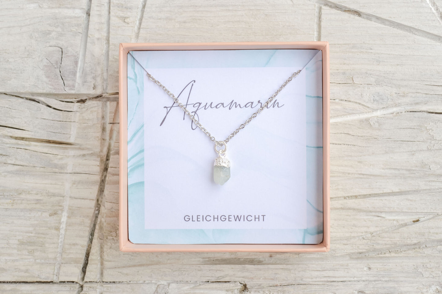 Kette mit Aquamarin Anhänger