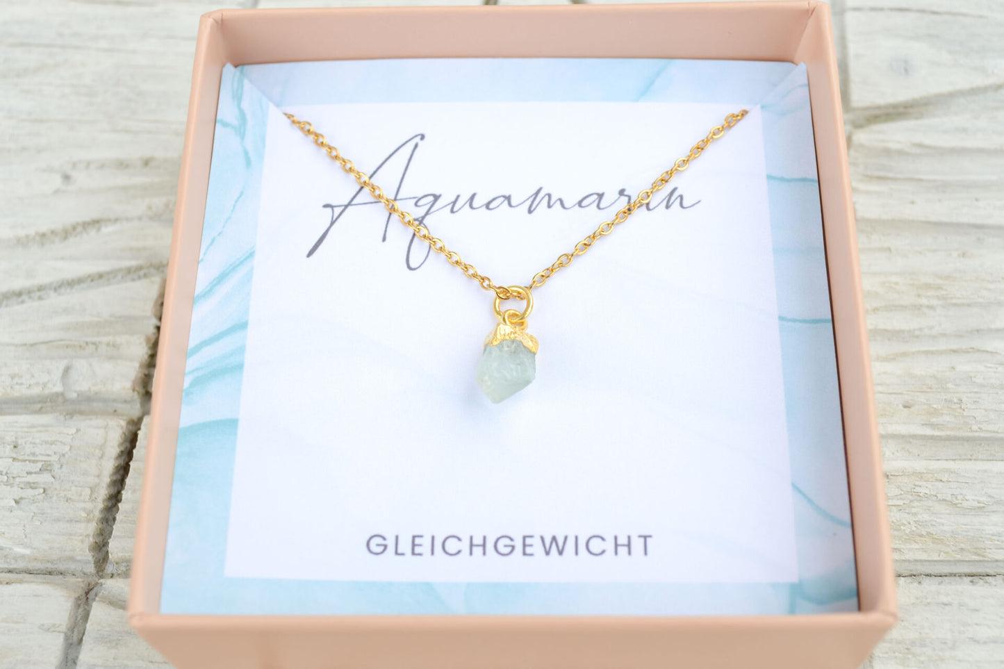 Kette mit Aquamarin Anhänger