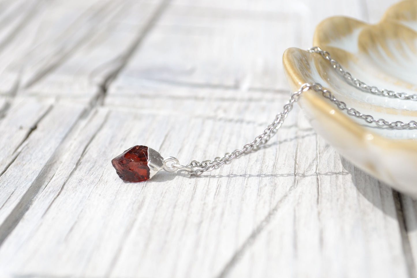 Kette mit Granat Anhänger