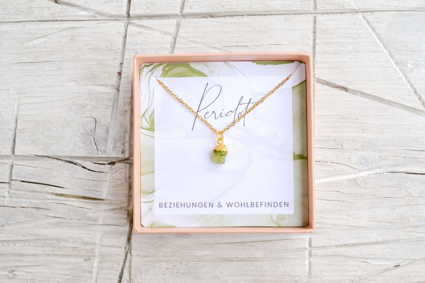 Kette mit Peridot Anhänger