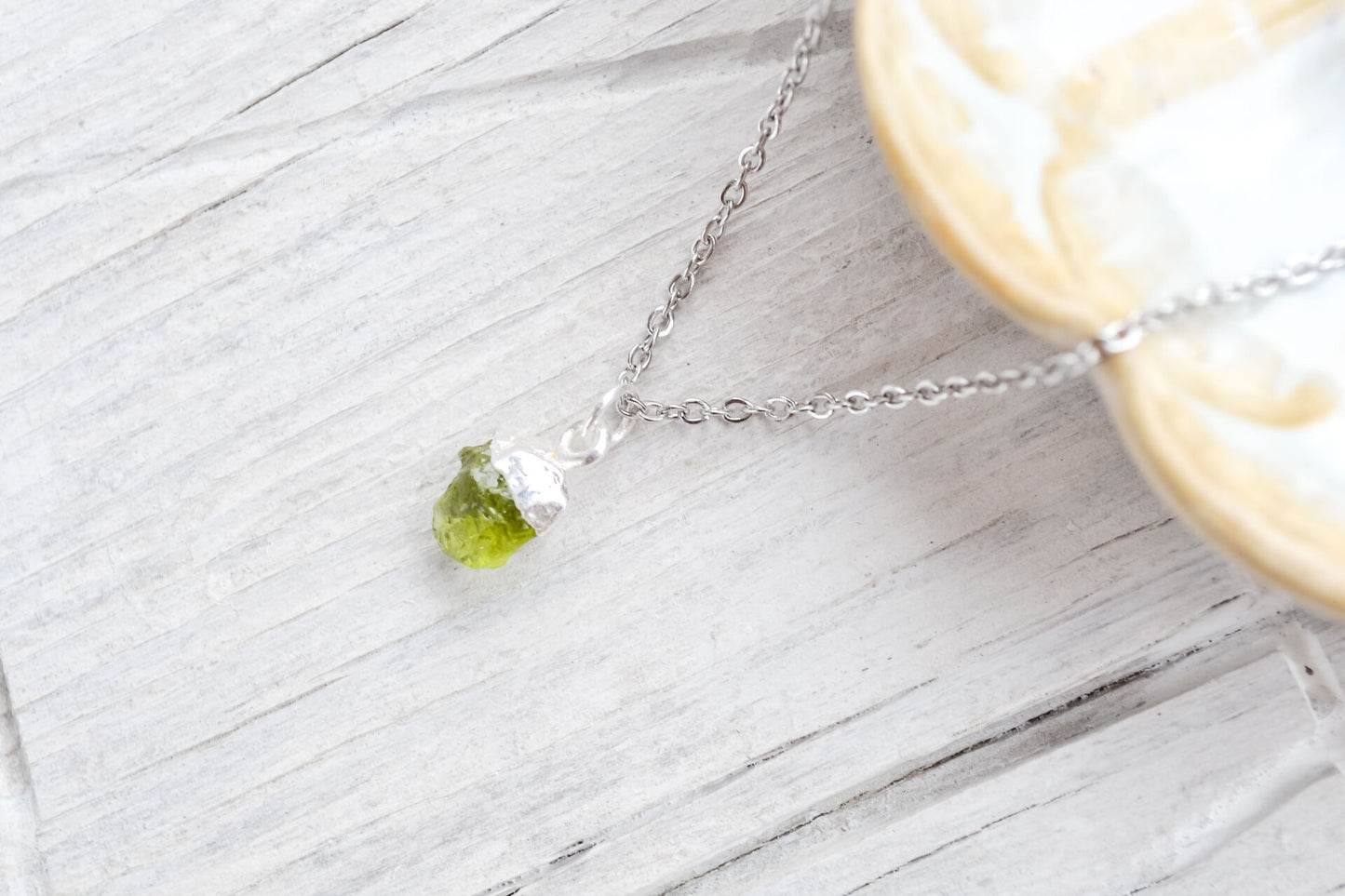 Kette mit Peridot Anhänger
