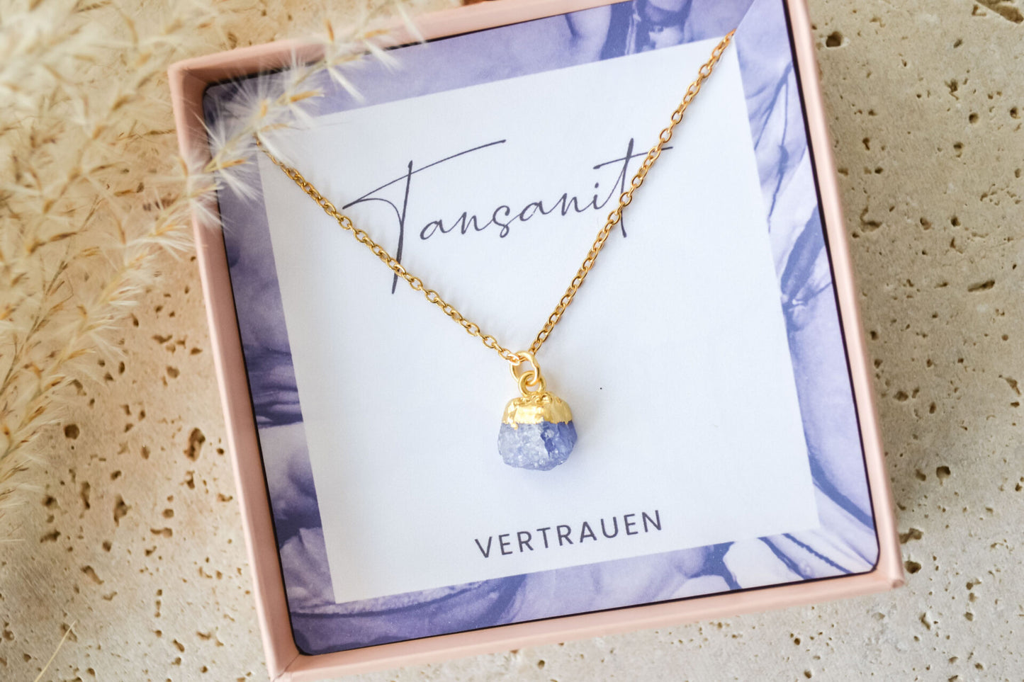 Kette mit Tansanit Anhänger