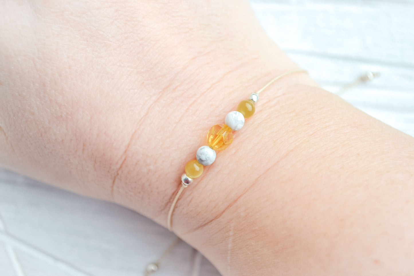 Zartes Armband Licht-Weiser