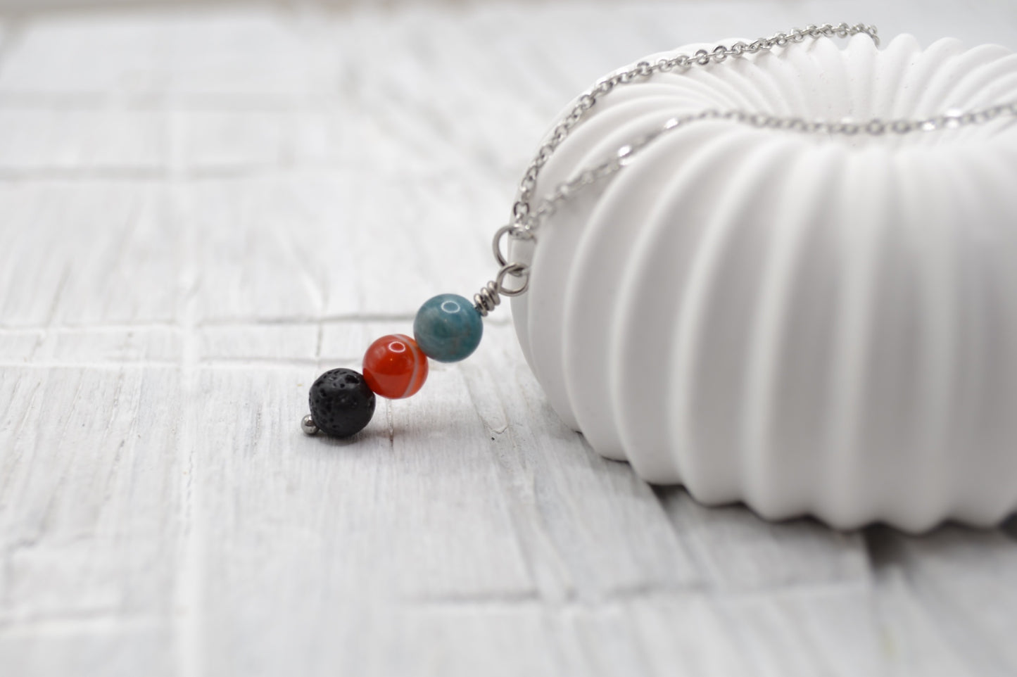 Kette Energie mit Apatit, Rotband-Jaspis und Lava